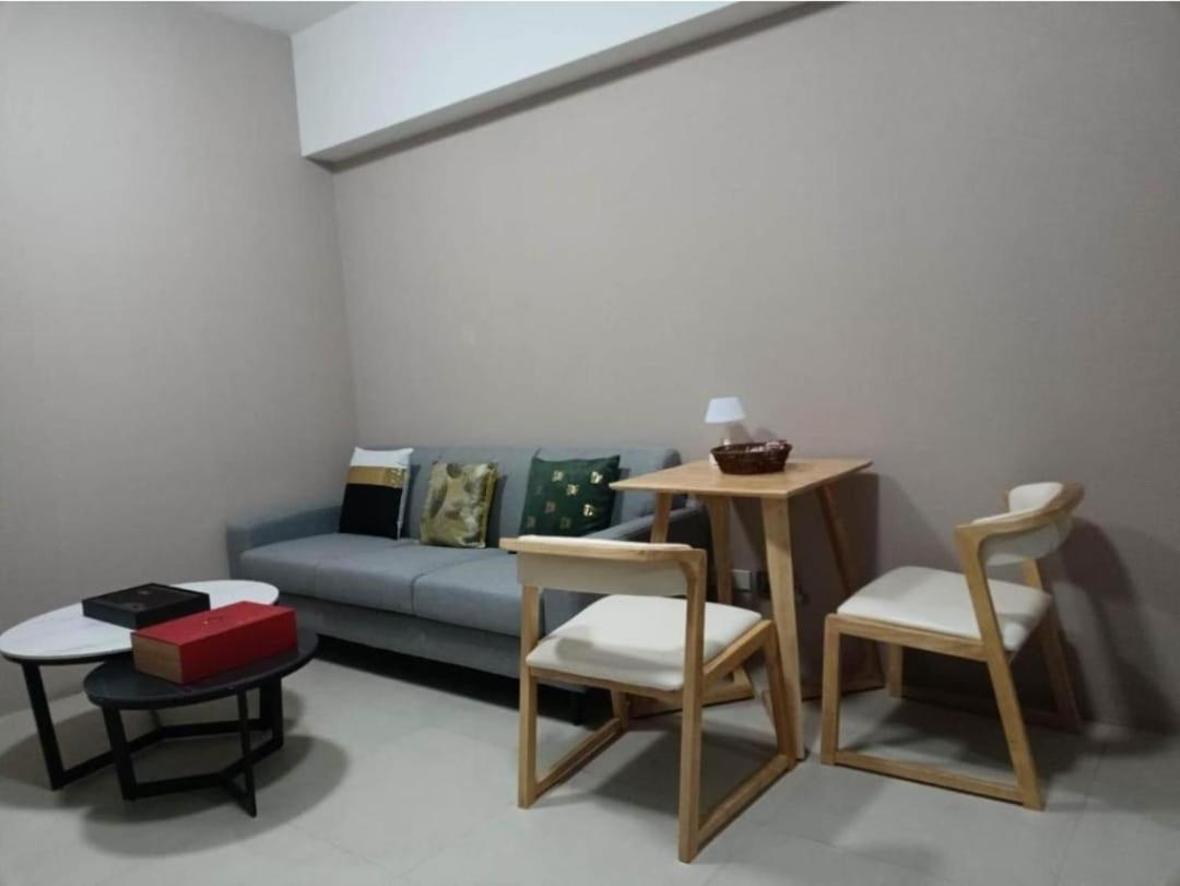 Aeontower Suites&Hotel By Cmc Davao City Екстериор снимка