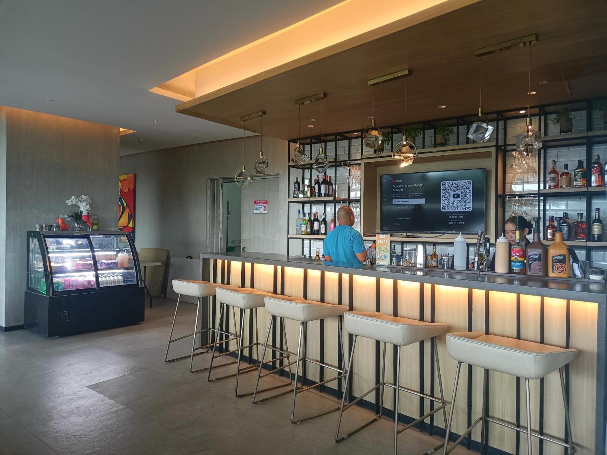 Aeontower Suites&Hotel By Cmc Davao City Екстериор снимка