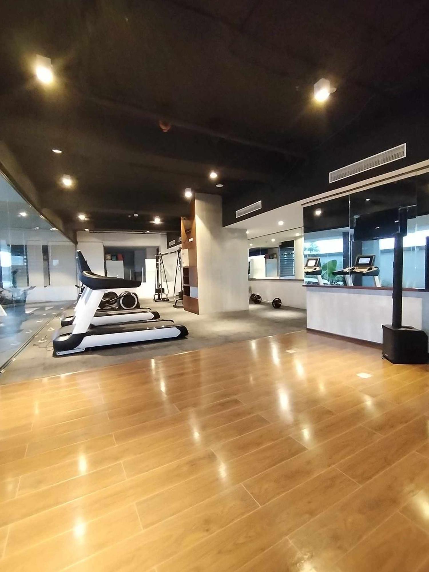 Aeontower Suites&Hotel By Cmc Davao City Екстериор снимка