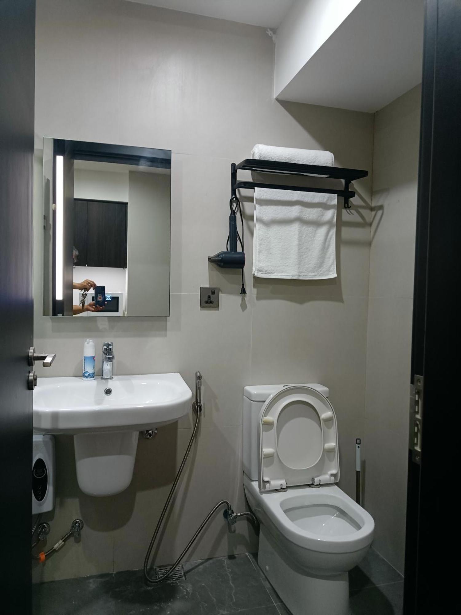Aeontower Suites&Hotel By Cmc Davao City Екстериор снимка